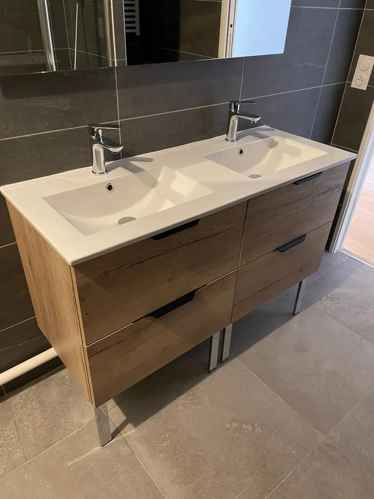 Salle de bain réalisée par Art & Cuisine